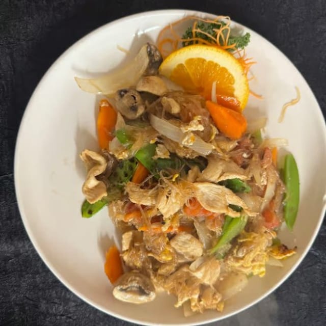 Pad Woon Sen Noodle.
