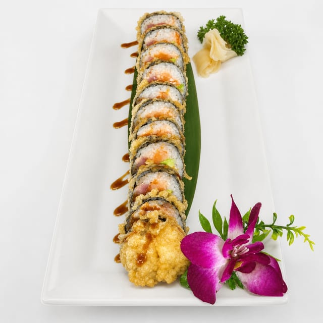 Sushi Bomb (Tempura Roll).