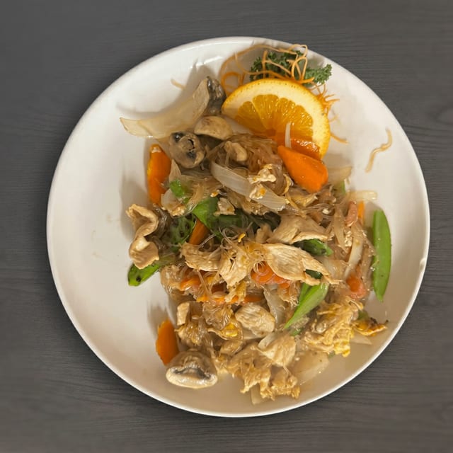Pad Woon Sen Noodle.